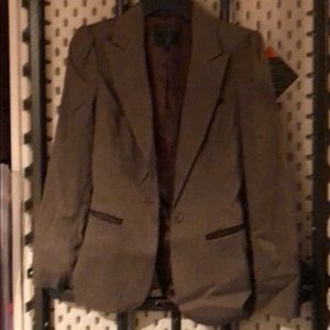 Guess brown blazer with pockets